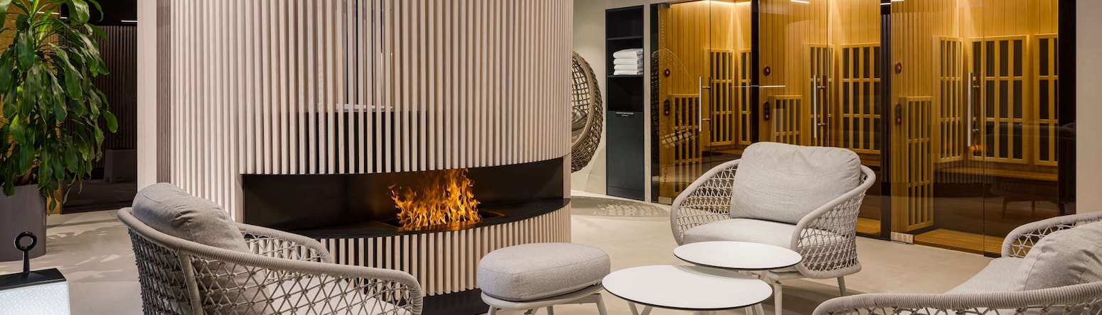 Radisson Blu Hotel, Kyiv City Centre - Spa - Sitzbereich und Infrarotsaunen