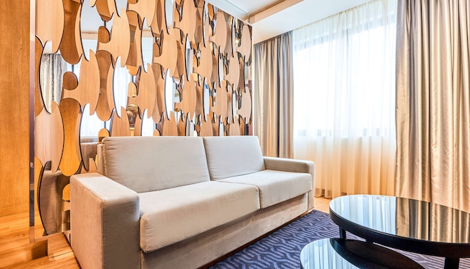 Radisson Blu Hotel, Kyiv City Centre - Suite