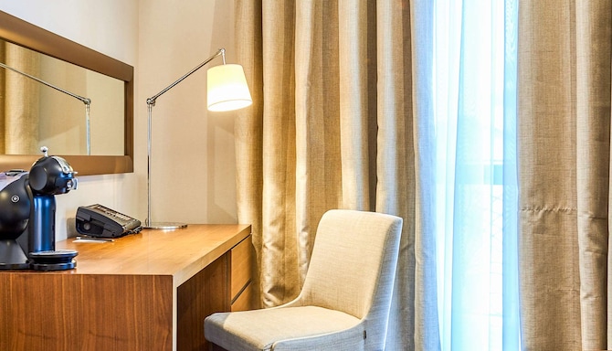 Radisson Blu Hotel, Kyiv Podil City Centre - Presidential Suite