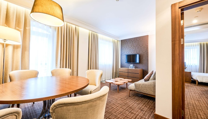 Radisson Blu Hotel, Kyiv Podil City Centre - Guest room