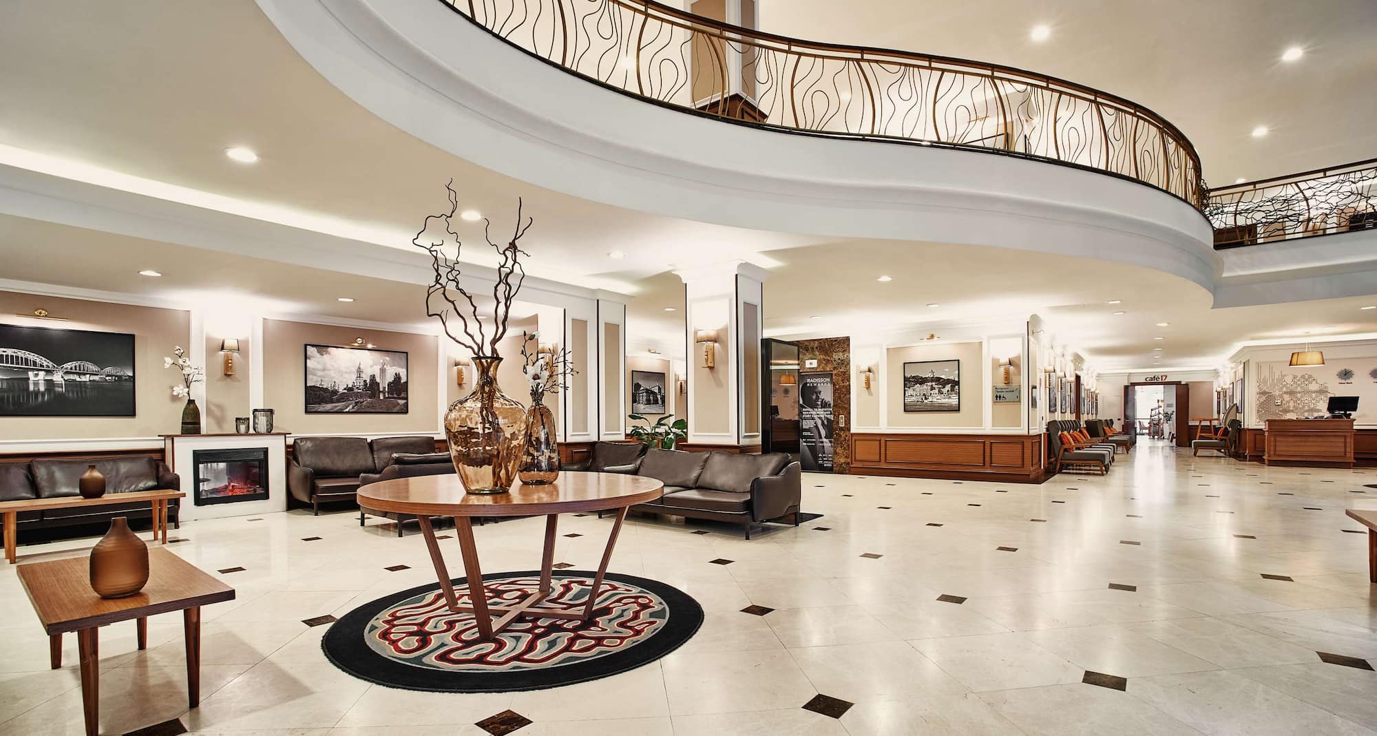 Radisson Blu Hotel, Kyiv Podil City Centre - Lobby area