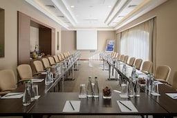 Radisson Blu Hotel, Kyiv Podil City Centre - Meeting Room U shape