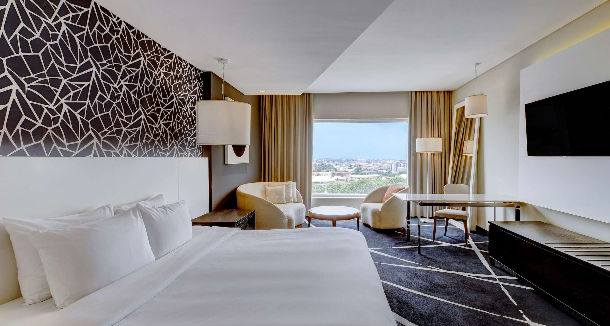 Radisson Blu Hotel, Lagos Ikeja - Executive Room with lounge access