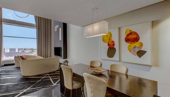 Radisson Blu Hotel, Lagos Ikeja - Three Bedroom Suite