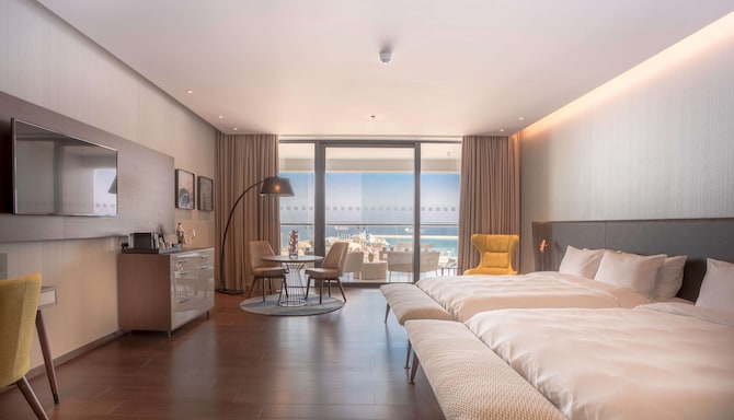 Radisson Blu Hotel, Larnaca - Premium Room