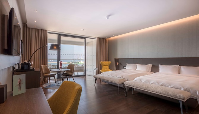 Radisson Blu Hotel, Larnaca - Family Room with sea view