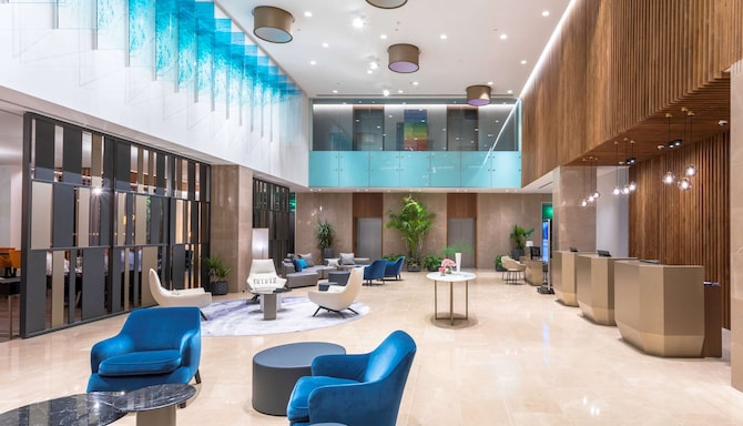 Radisson Blu Hotel, Larnaca - Lobby