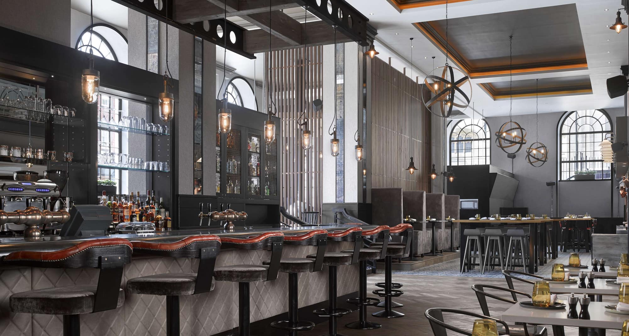 Radisson Blu Hotel, Leeds City Centre - 酒吧/酒廊