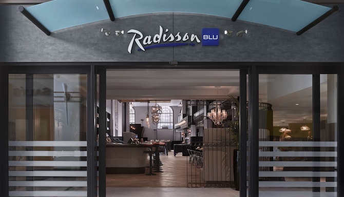 Radisson Blu Hotel, Leeds - Exterior