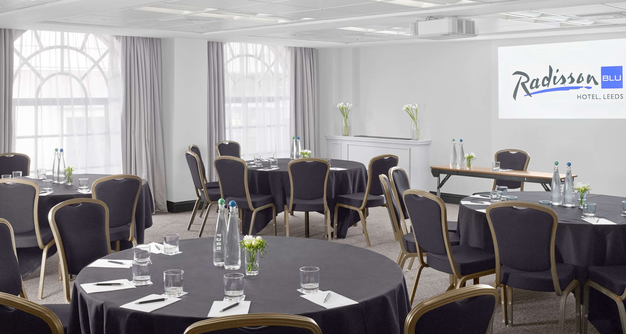 Radisson Blu Hotel, Leeds - Meeting Room