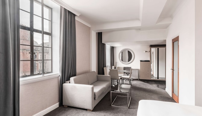 Radisson Blu Hotel, Leeds City Centre - Junior Suite
