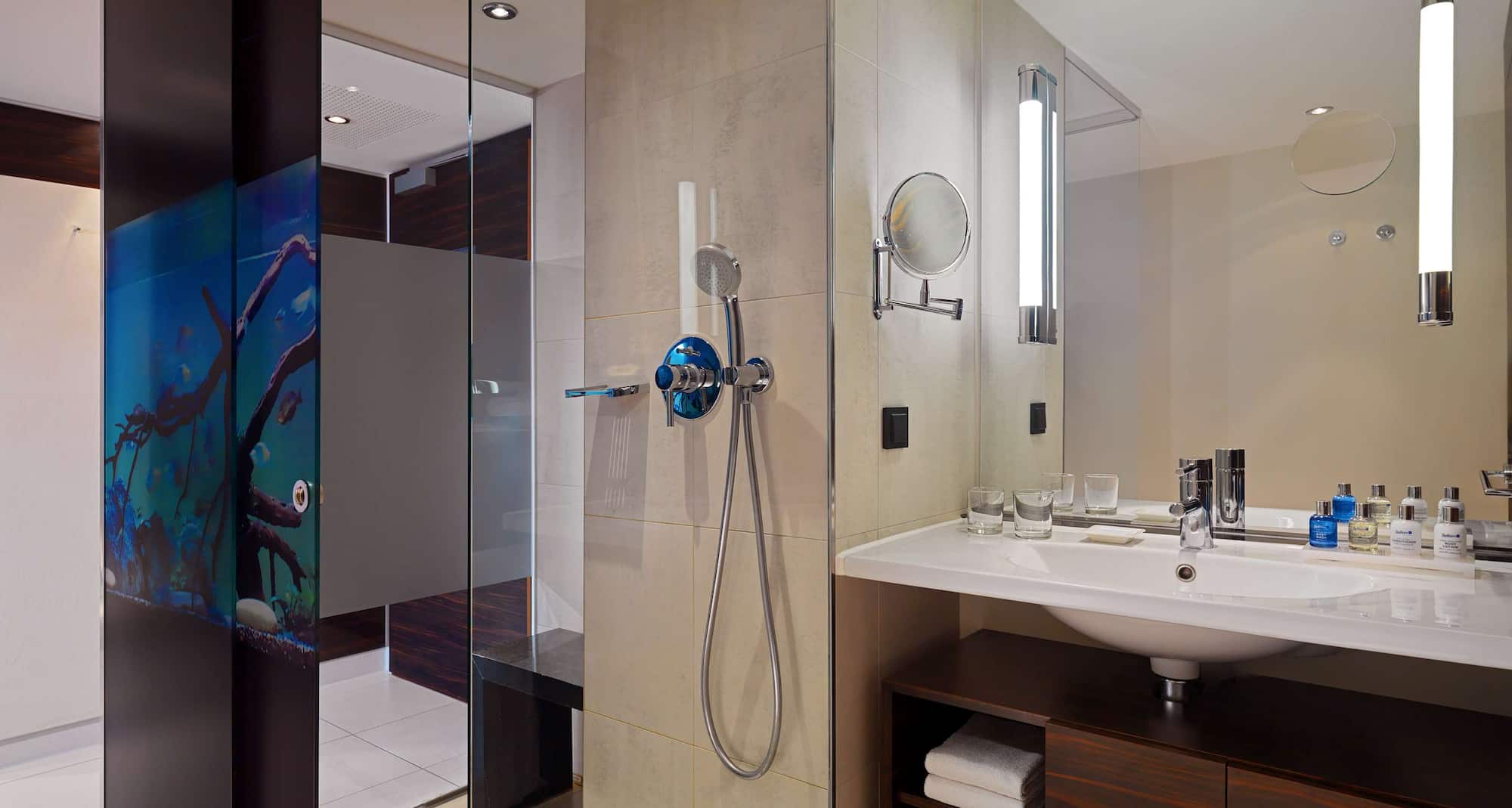 Radisson Blu Hotel, Leipzig - Standard Room bathroom