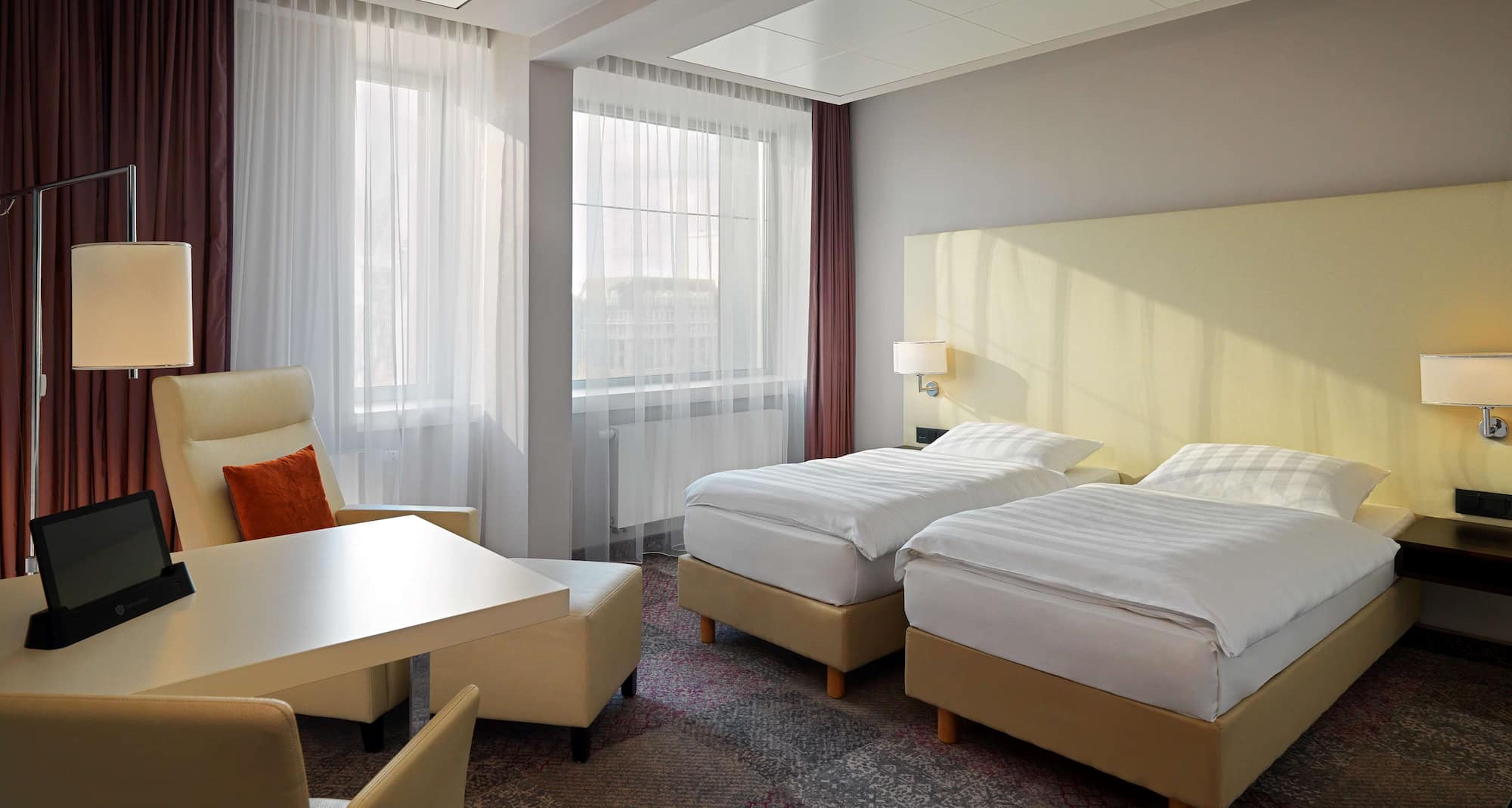 Radisson Blu Hotel, Leipzig - Superior Room with twin beds