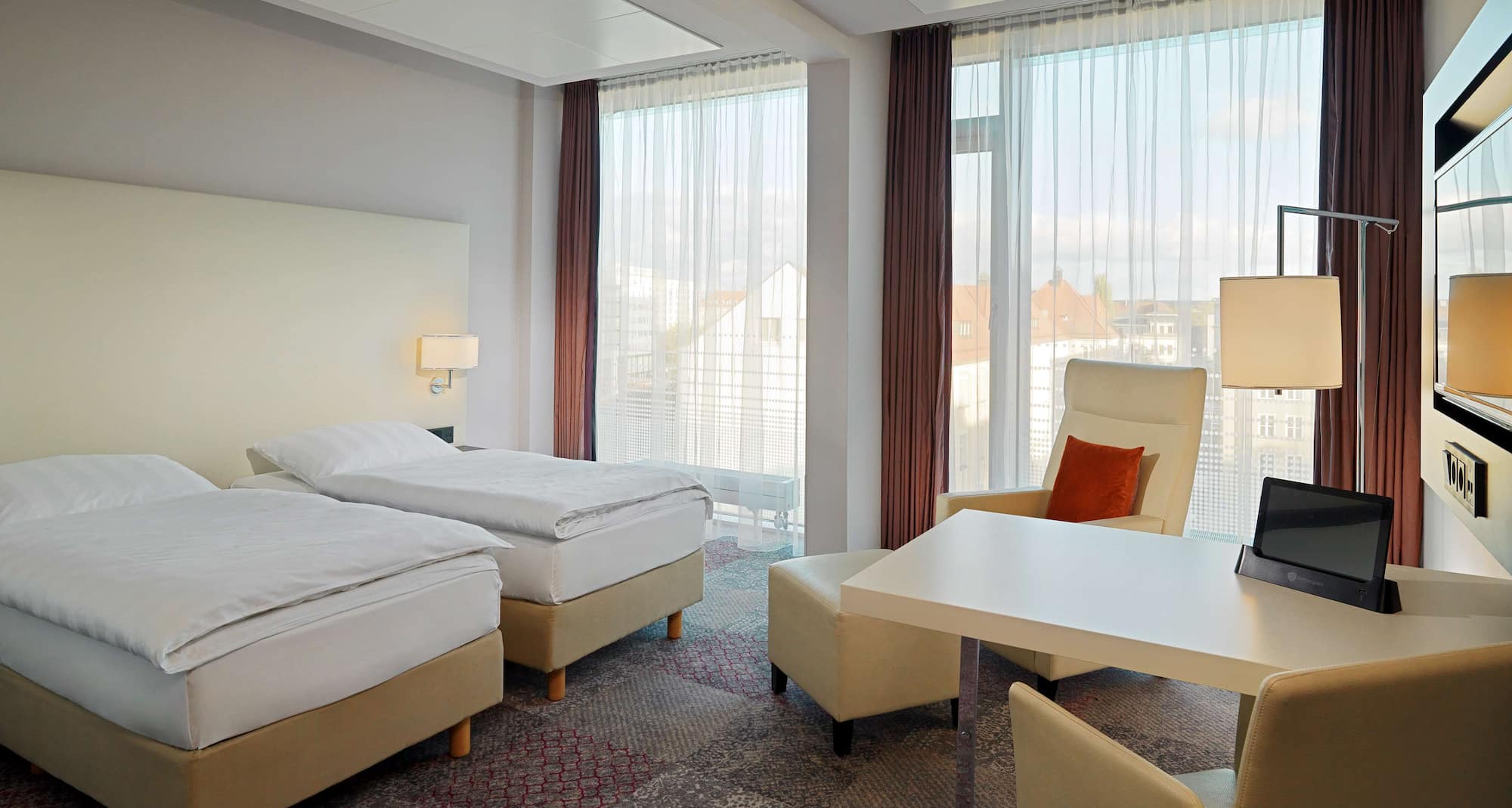Radisson Blu Hotel, Leipzig - Standard Room with twin beds