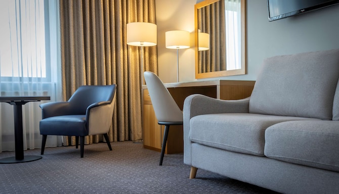 Radisson Blu Hotel, Letterkenny - Standard Family Room