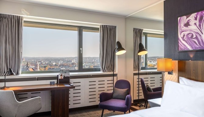 Radisson Blu Hotel Lietuva, Vilnius - Superior room with Old Town View