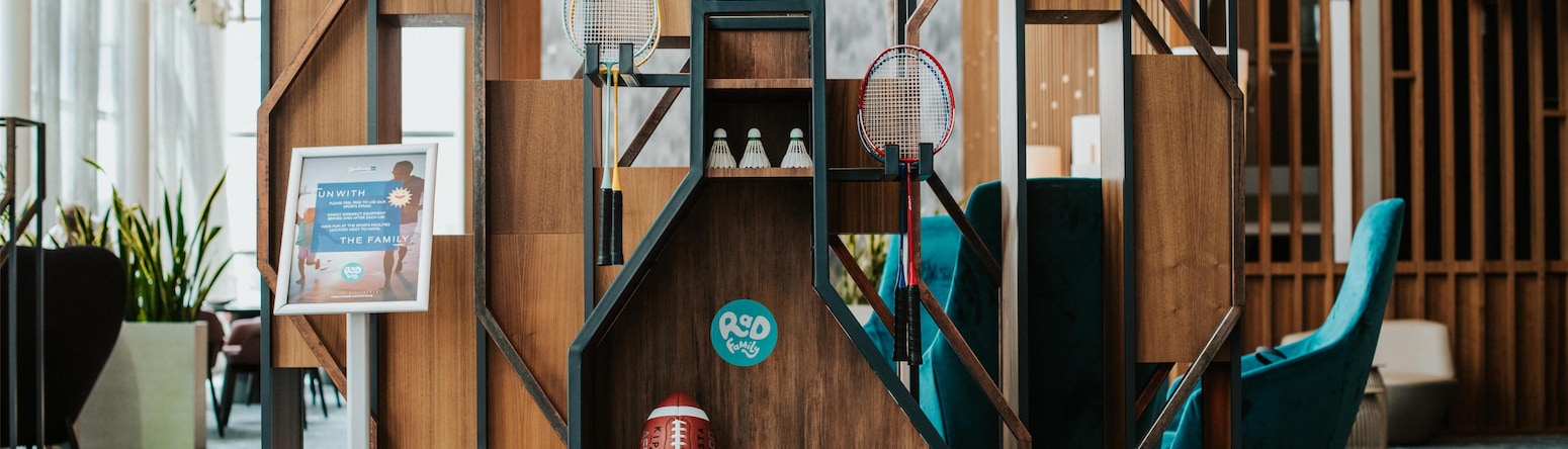 Radisson Blu Hotel Lietuva, Vilnius - Lobby Sports stand