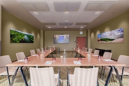 Radisson Blu Hotel Lietuva, Vilnius - Eta U shape