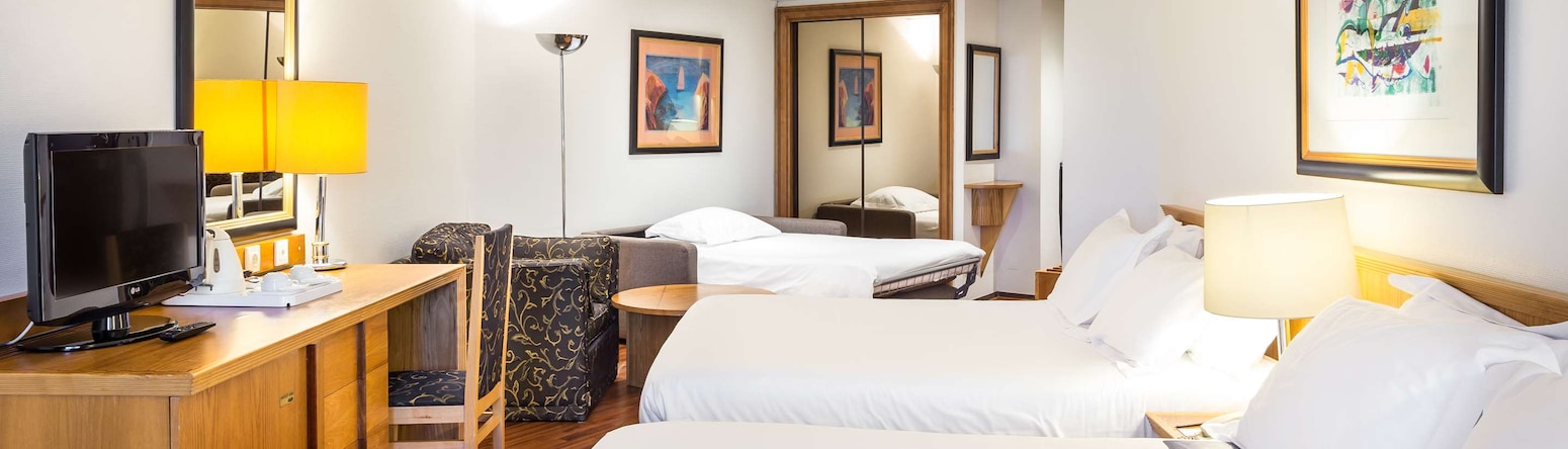 Radisson Blu Hotel, Lisbon - Family Room