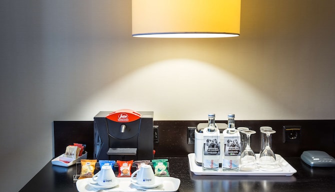 Radisson Blu Hotel, Lisbon - Coffee & tea facilities