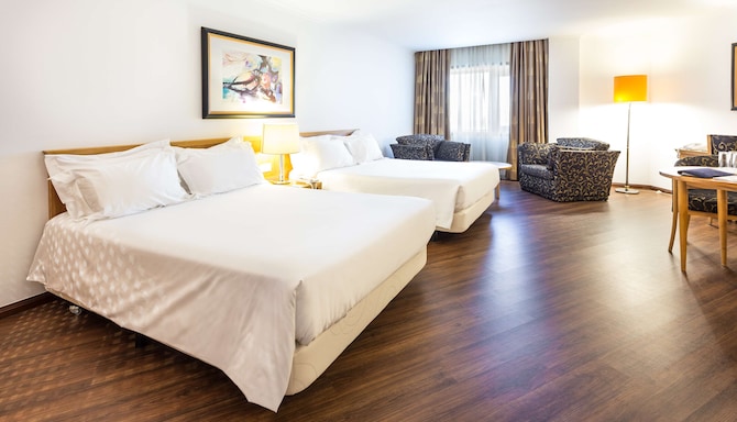 Radisson Blu Hotel, Lisbon - Junior Suite twin beds