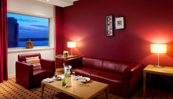 Radisson Blu Hotel, Liverpool - Junior Suite