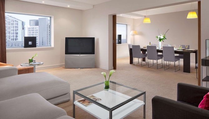 Radisson Blu Hotel, Liverpool - River Suite