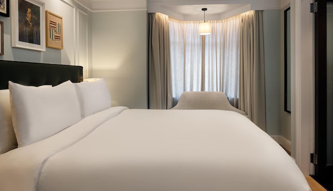 Radisson Blu Hotel, London Bloomsbury - Standard Double Room