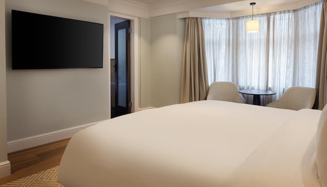 Radisson Blu Hotel, London Bloomsbury - Premium King Room