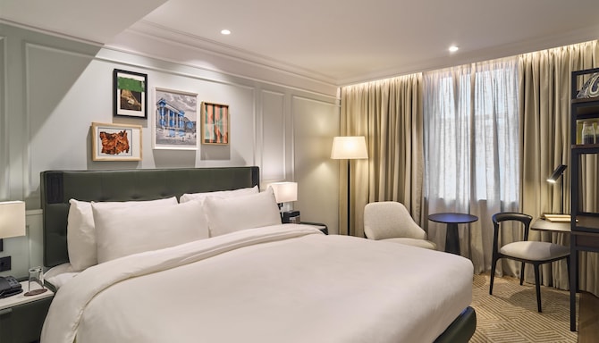 Radisson Blu Hotel, London Bloomsbury - Superior King Room