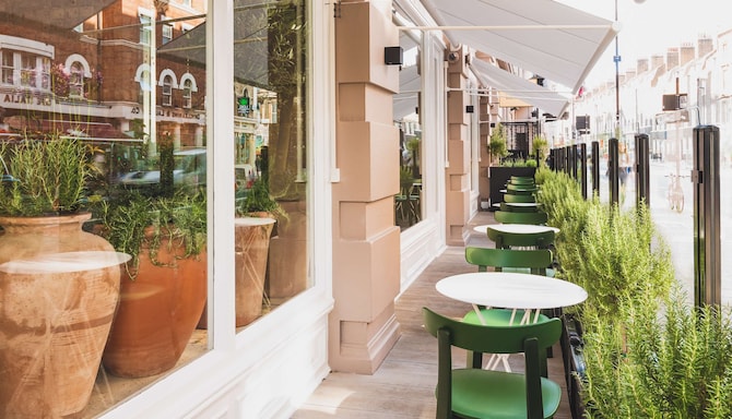 Radisson Blu Edwardian Bloomsbury Street Hotel, London - Bloomsbury Street Kitchen