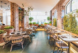 Radisson Blu Edwardian Bloomsbury Street Hotel, London - Bloomsbury Street Kitchen