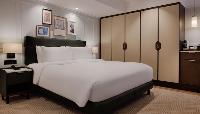 Radisson Blu Hotel, London Bloomsbury - Junior King Suite