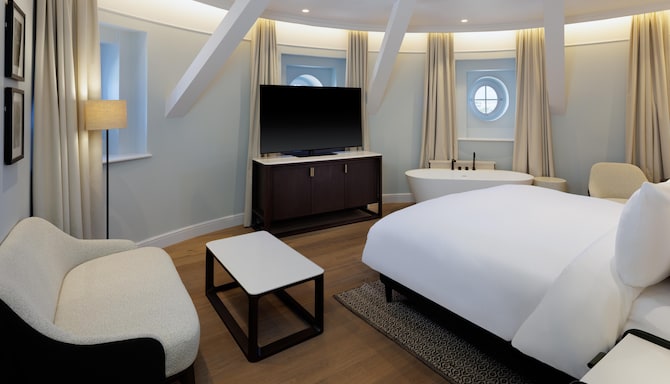 Radisson Blu Hotel, London Bloomsbury - Studio Suite