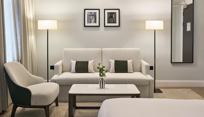 Radisson Blu Hotel, London Bloomsbury - Junior Suite