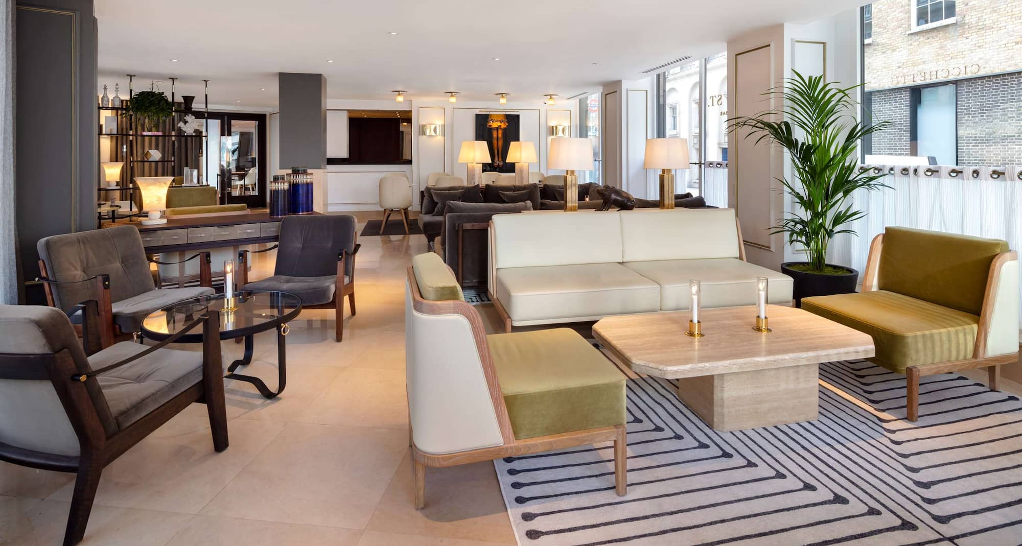 Radisson Blu Edwardian Bond Street Hotel, London - Bond St. Lounge Bar