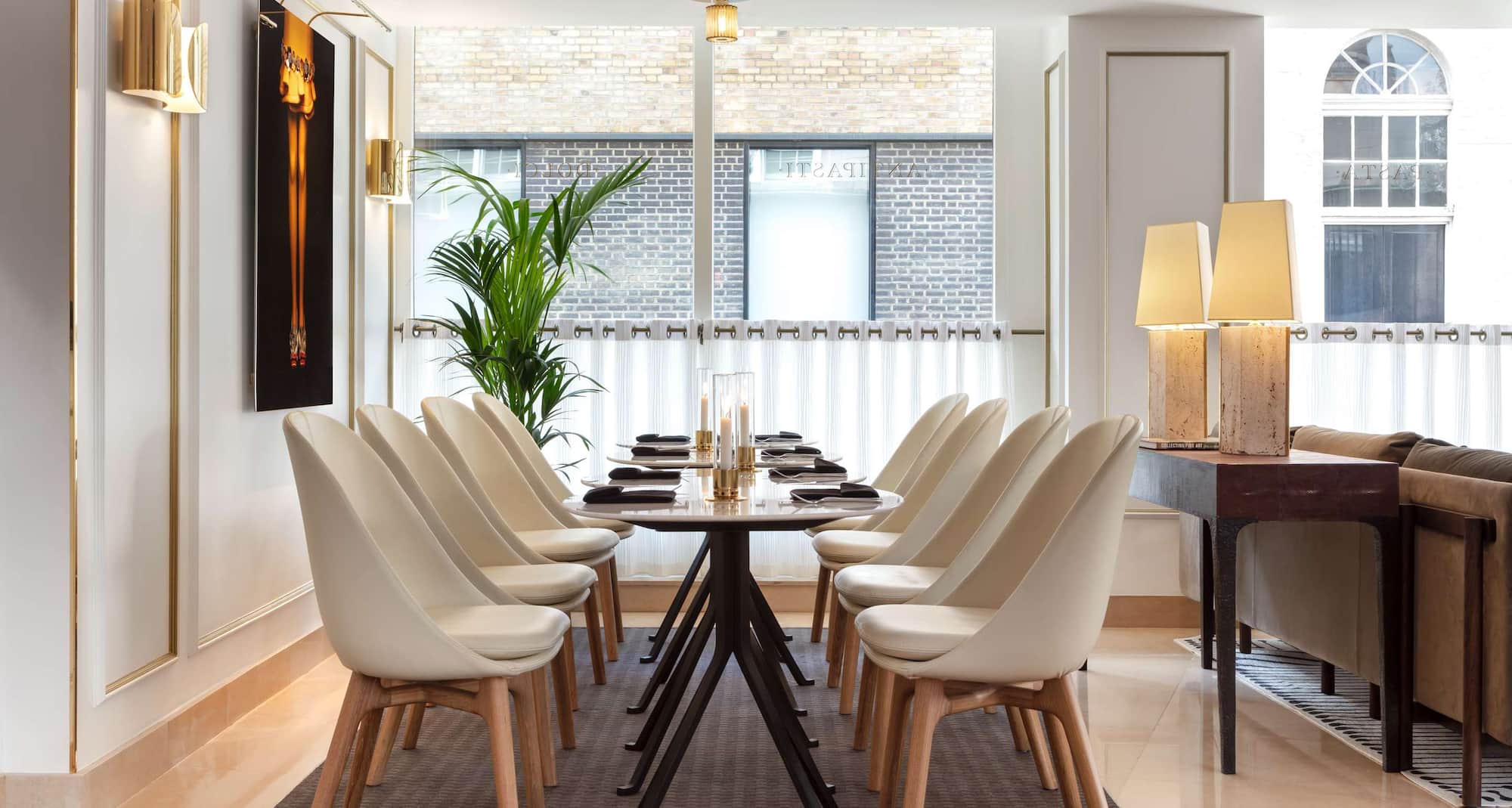 Radisson Blu Edwardian Bond Street Hotel, London - Bond St. Lounge Bar