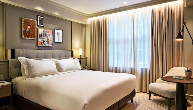 Radisson Blu Hotel, London Bond Street - Superior Room