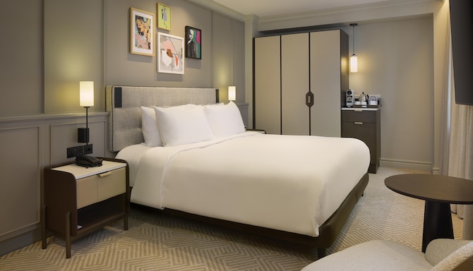 Radisson Blu Hotel, London Bond Street - Family Room