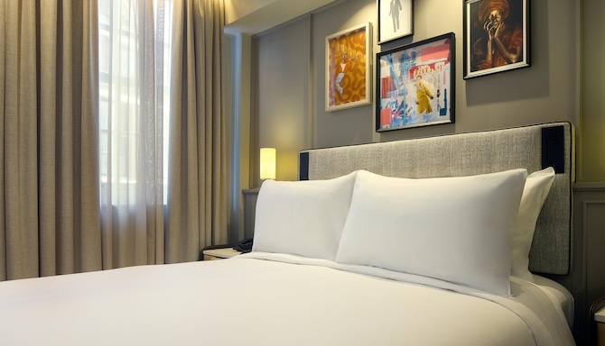 Radisson Blu Hotel, London Bond Street - Standard Double
