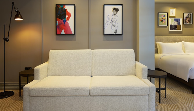 Radisson Blu Hotel, London Bond Street - Junior Suite