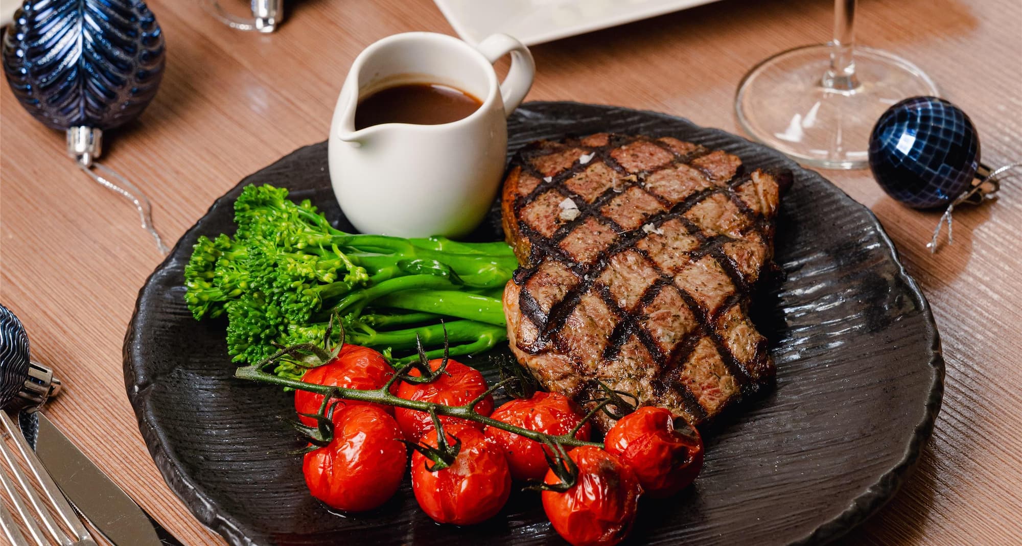 Radisson Blu Hotel, London Canary Wharf East - Scoff And Banter Festive Season