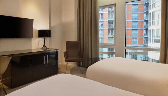 Radisson Blu Hotel, London Canary Wharf East - Superior Twin Room
