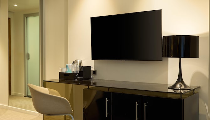 Radisson Blu Hotel, London Canary Wharf East - Guest room