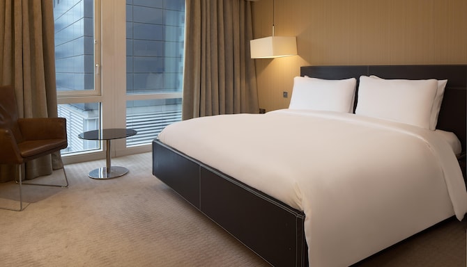 Radisson Blu Hotel, London Canary Wharf East - Superior King Room