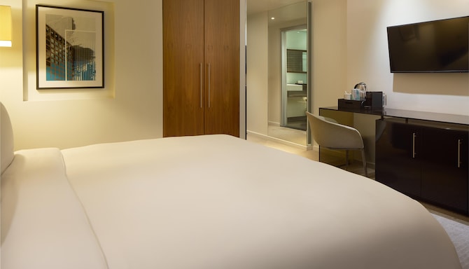 Radisson Blu Hotel, London Canary Wharf East - Superior King Room