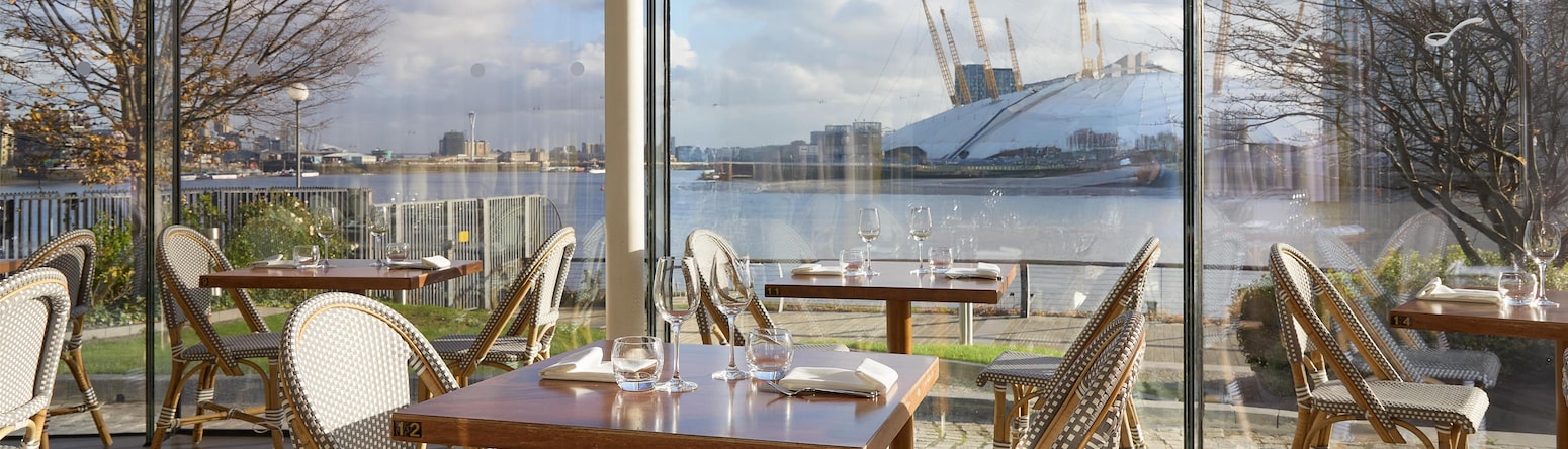 Radisson Blu Hotel, London Canary Wharf East - Scoff and Banter Restaurant