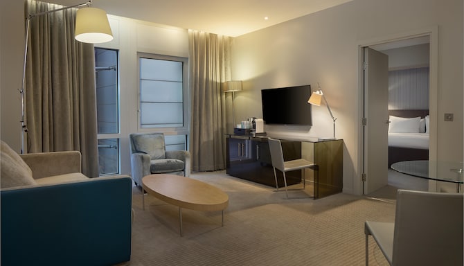 Radisson Blu Hotel, London Canary Wharf East - One Bedroom Suite