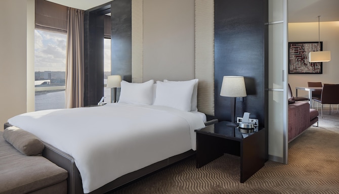 Radisson Blu Hotel, London Canary Wharf East - Penthouse Suite