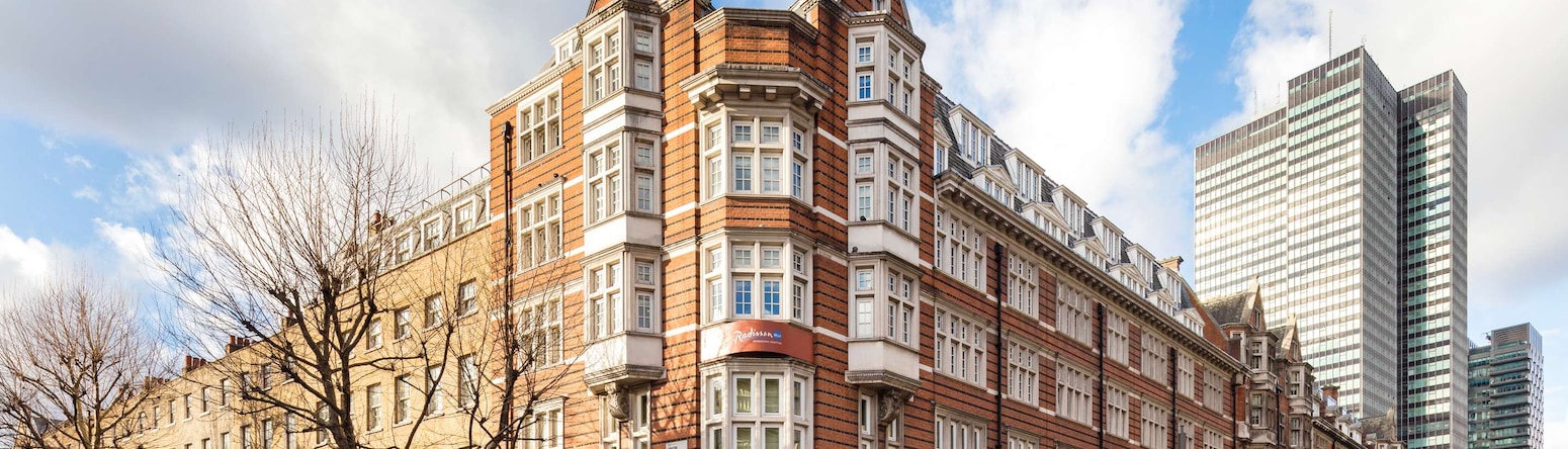 Radisson Blu Edwardian Grafton Hotel, London - Exterior